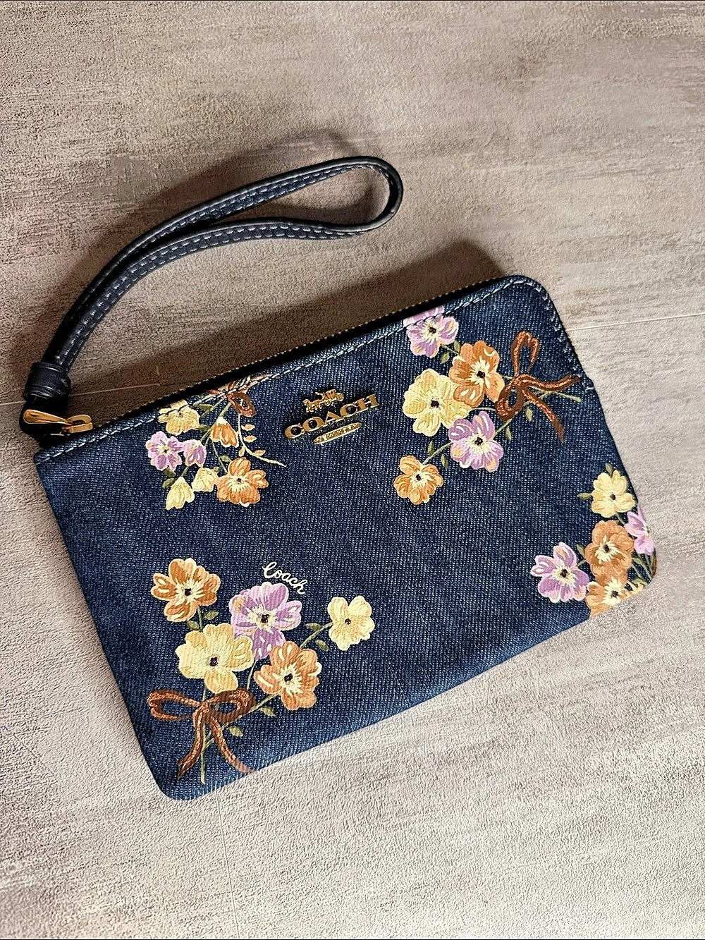 COACH Floral Wristlet in Blue NWT